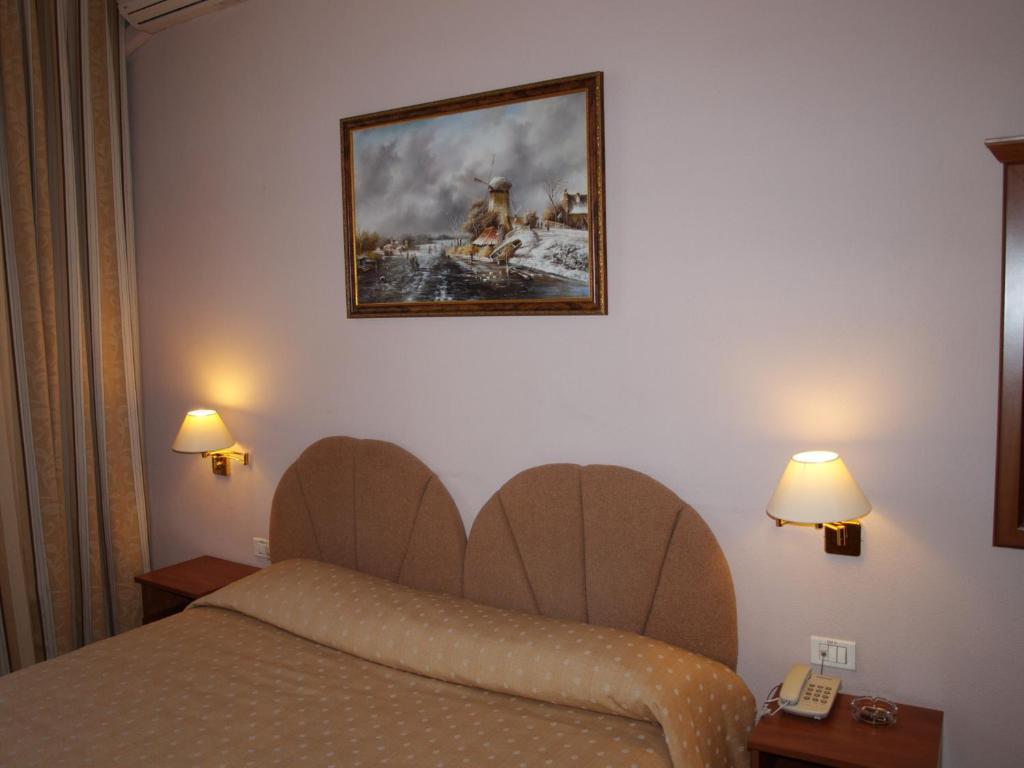 Domus Hotel-1 Kiev Esterno foto