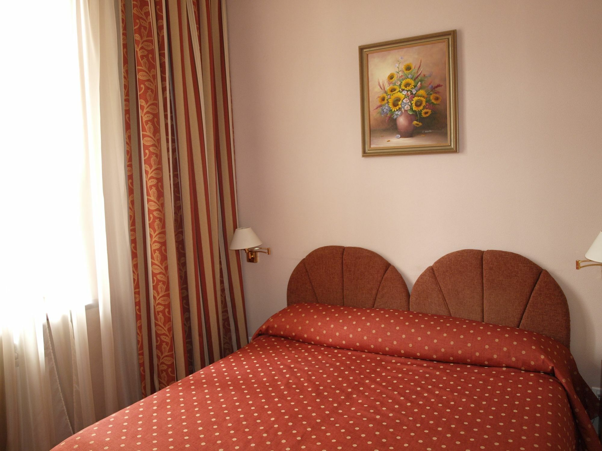 Domus Hotel-1 Kiev Esterno foto