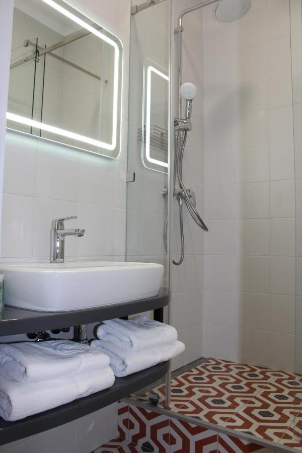 Domus Hotel-1 Kiev Esterno foto